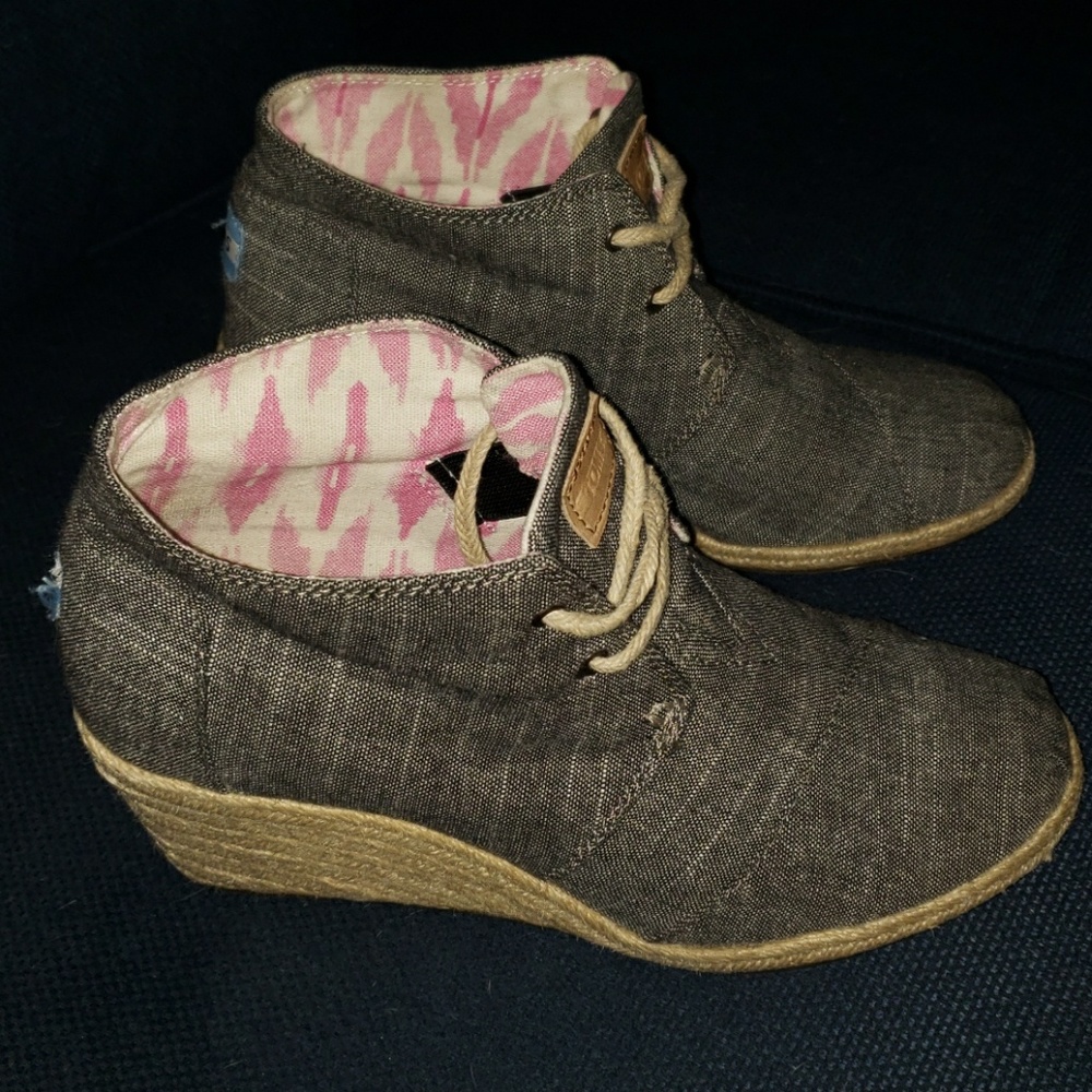 Tom's wedge booties - denim 8.5